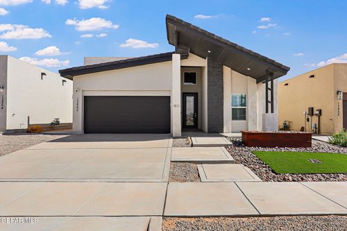 13860 Summer View Ave, Horizon City, TX, 79928-5432 | Card Image