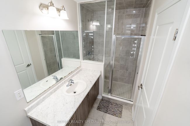 6 Rustic Oak Trail, House other with 4 bedrooms, 4 bathrooms and 4 parking in Ayr ON | Image 22