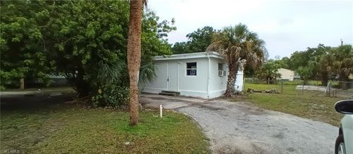 771 Avenue E Nw, Moore Haven, FL, 33471-2612 | Card Image