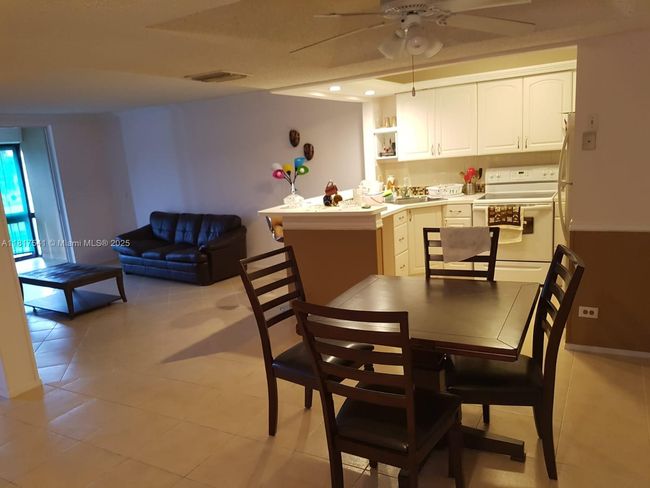 APT-3D - 3740 Inverrary Dr, Condo with 1 bedrooms, 2 bathrooms and null parking in LAUDERHILL FL | Image 6