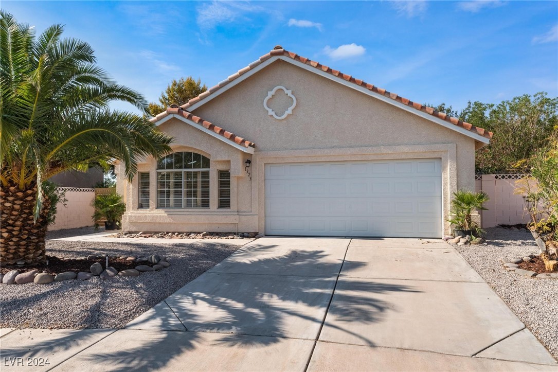 Madador Dr, North Las Vegas, NV 89031