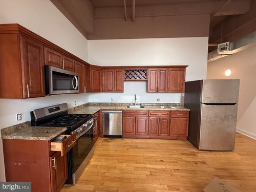 211-3560 Sepviva St, PHILADELPHIA, PA, 19134 | Card Image