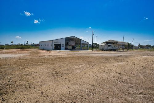 200 County Road 201, Sargent, TX, 77414-2190 | Card Image