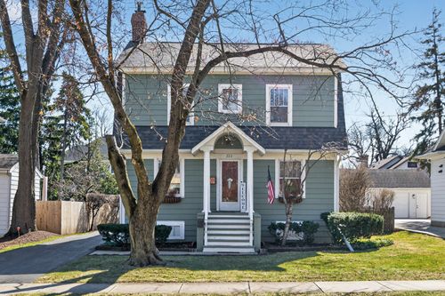 323 Hawthorne Blvd, Glen Ellyn, IL, 60137-4039 | Card Image