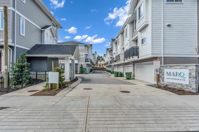 18 - 2033 Mckenzie Road, Townhouse with 4 bedrooms, 2 bathrooms and null parking in Abbotsford BC | Image 4