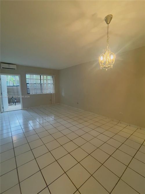 805-807 86th St, Miami Beach, FL, 33141-1117 | Card Image