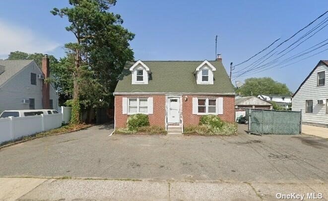 Meadow Ave, East Meadow, NY 11554