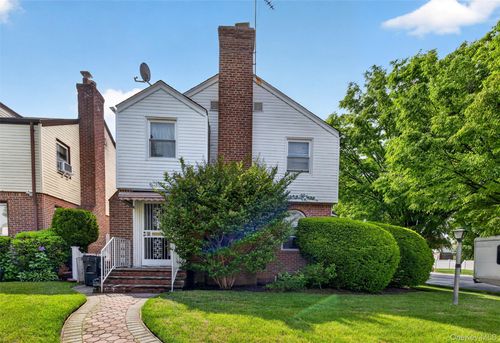 11602 232nd St, Cambria Heights, NY, 11411-1834 | Card Image