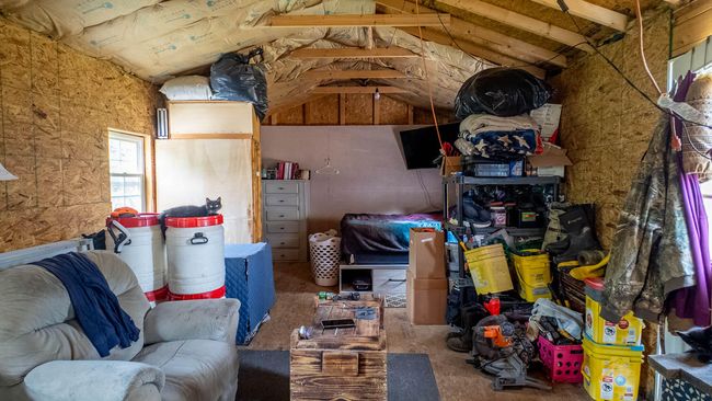 Cabin on 13 acres018 | Image 8