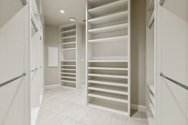 Primary Closet | Image 20
