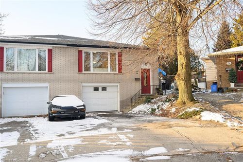 8 Gafney Crt, Hamilton, ON, L9C6N3 | Card Image