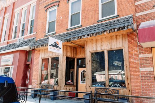 218 Main St, Mc Gregor, IA, 52157-4809 | Card Image