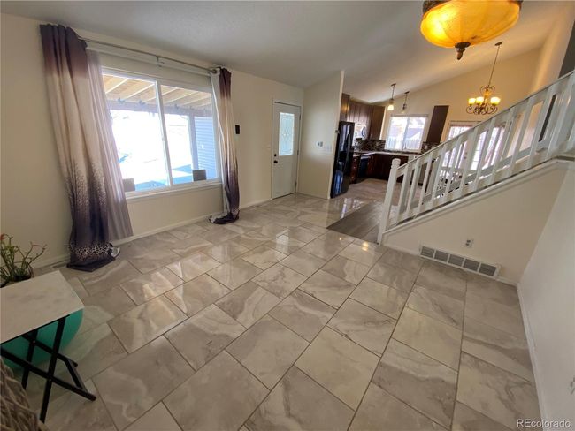 18983 E Mercer Dr, House other with 3 bedrooms, 2 bathrooms and 2 parking in Aurora CO | Image 5