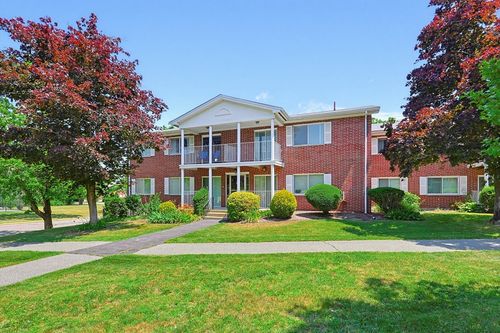 4-31 Bayberry Dr, Sharon, MA, 02067-1337 | Card Image