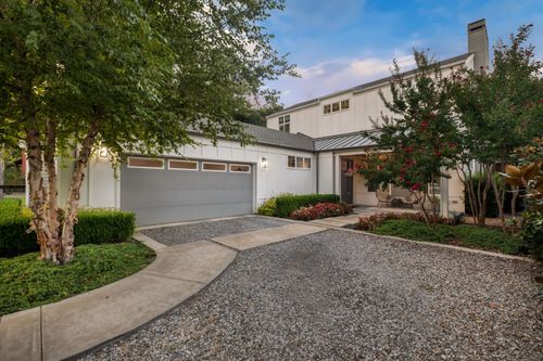 2014 Lakeland Dr, Dallas, TX, 75218-4222 | Card Image