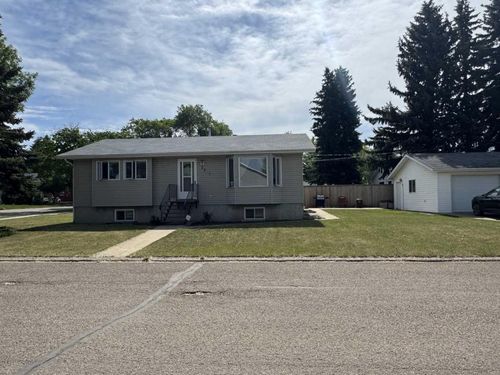 1201 7 Avenue, Wainwright, AB, T9W1G1 | Card Image