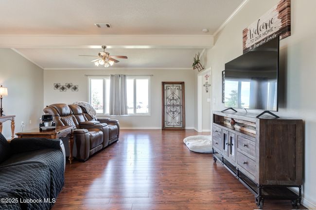 2647 N Highway 788, House other with 3 bedrooms, 2 bathrooms and null parking in Plainview TX | Image 11