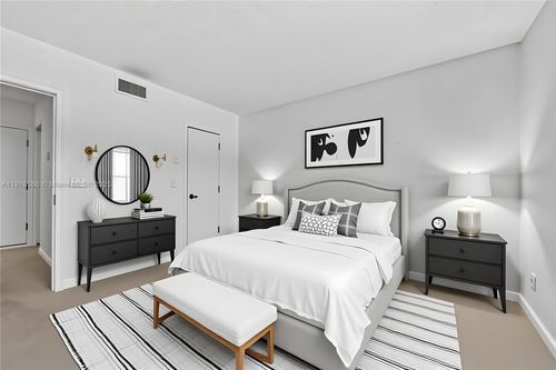 apt-725-5840 Ne 22nd Way, Fort Lauderdale, FL, 33308-2642 | Card Image