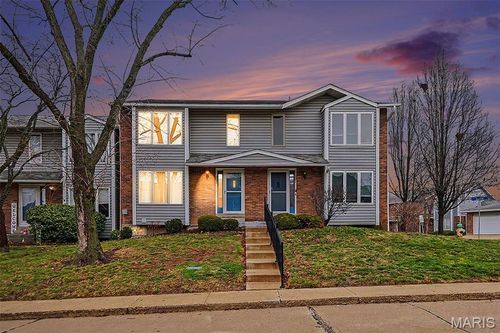 b-202 King Dr, Saint Charles, MO, 63303-3506 | Card Image