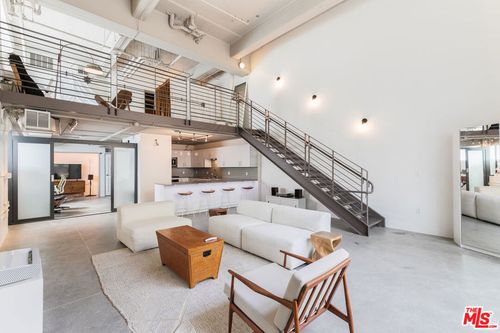 103-1130 S Flower St, LOS ANGELES, CA, 90012-2452 | Card Image