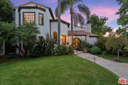 402 11th St, Santa Monica, CA, 90402-2034 | Card Image