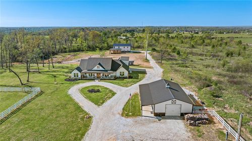 717-719 Evening Star Road, Bentonville, AR, 72713 | Card Image