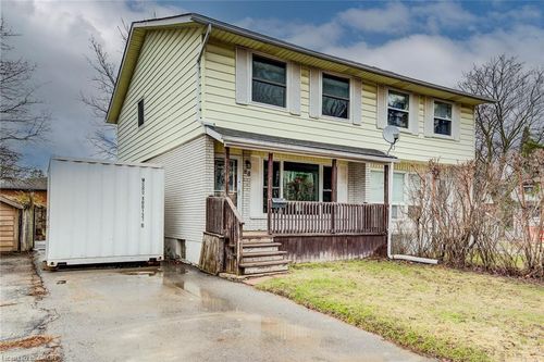 88 Westwood Dr, Kitchener, ON, N2M2K6 | Card Image