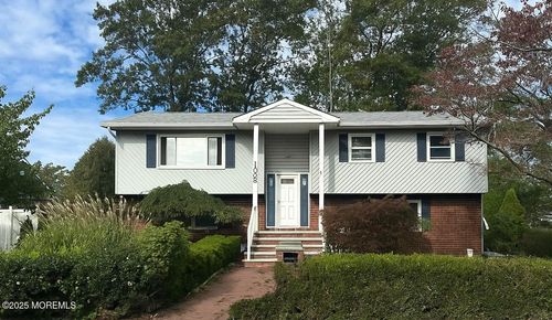 1000 Neptune Ave, Beachwood, NJ, 08722-3414 | Card Image