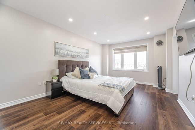 27 Phyllis Dr, House attached with 3 bedrooms, 3 bathrooms and 2 parking in Caledon ON | Image 25