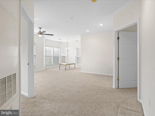 UNIT-310 - 2921 Deer Hollow Way, Condo with 3 bedrooms, 2 bathrooms and null parking in FAIRFAX VA | Image 6
