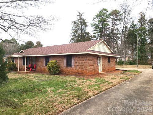 2022 Oakdale Road, Charlotte, NC, 28216 | Card Image