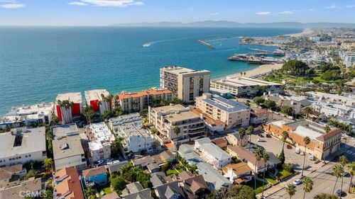 apt-303-512 Esplanade, Redondo Beach, CA, 90277-4064 | Card Image