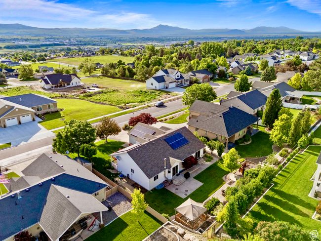 1092 470, House other with 5 bedrooms, 3 bathrooms and 2 parking in Providence UT | Image 31