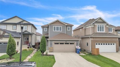 117 Larry Vickar Dr W, Winnipeg, MB, R3W0K2 | Card Image