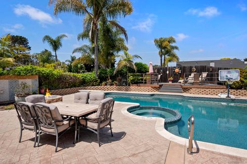 1-2-1510 Orangeview Dr, Encinitas, CA, 92024-4748 | Card Image