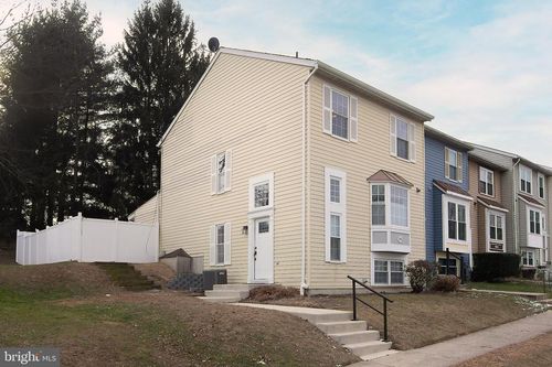 840 Century St, HAMPSTEAD, MD, 21074-2367 | Card Image