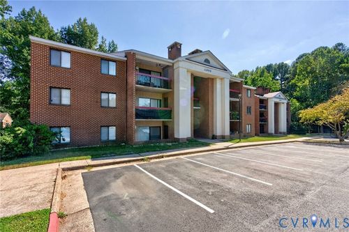 11-4008 Governors Sq, Williamsburg, VA, 23188-5056 | Card Image