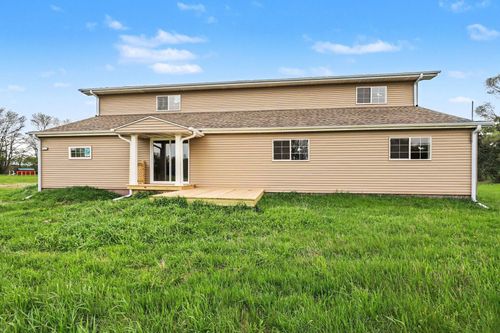 33594 M-60, Leonidas, MI, 49066 | Card Image