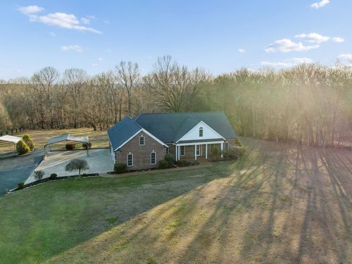 1366 Iron Bridge Rd, Columbia, TN, 38401-8007 | Card Image