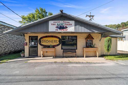 506 Meadow St, Curwensville, PA, 16833-1102 | Card Image