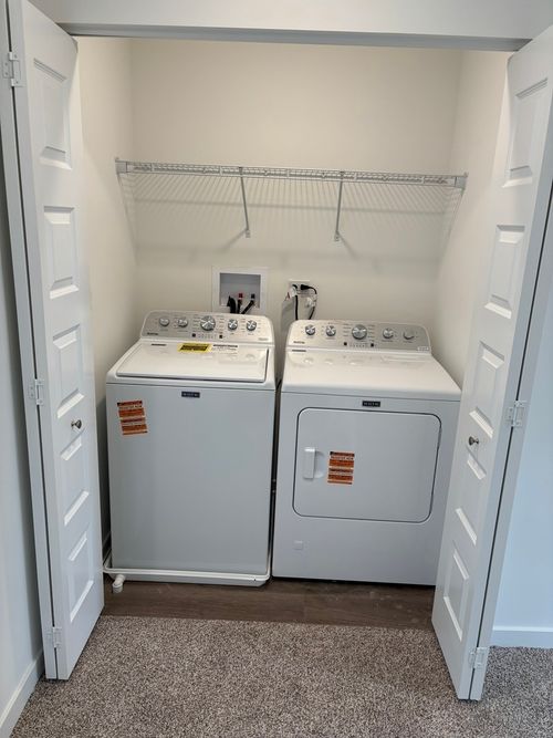 369 Summit Cir, Lombard, IL, 60148-3877 | Card Image