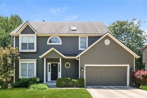 6603 W 156th St, Overland Park, KS, 66223-3602 | Card Image