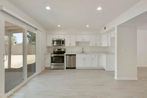 3316 E Helena Dr, Phoenix, AZ, 85032-7802 | Card Image