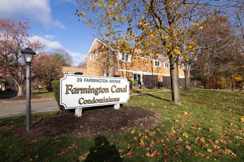 unit-b4-39 Farmington Ave, Plainville, CT, 06062-1775 | Card Image