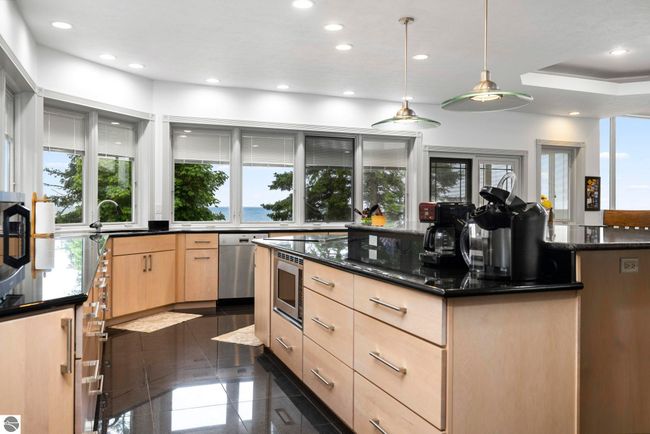 5343 Michibay Dr, House other with 5 bedrooms, 4 bathrooms and null parking in Manistique MI | Image 24