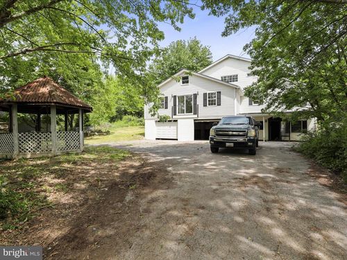 2784 Anna Ct, GREENCASTLE, PA, 17225-9672 | Card Image