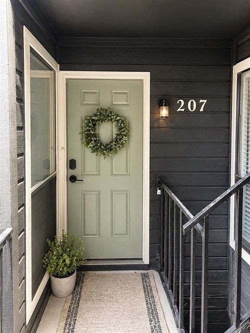 207e-11540 N May Unit 207e Avenue, Oklahoma City, OK, 73120 | Card Image