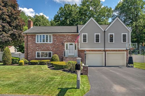 34 Judith Cir, Dedham, MA, 02026-6242 | Card Image