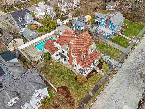 944 Chestnut St, Manchester, NH, 03104-2314 | Card Image