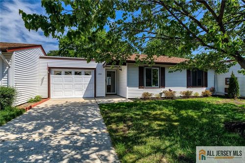 131c-131 Balsam #C Plaza, Monroe, NJ, 08831 | Card Image